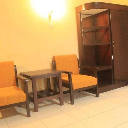 Surya Guest House Probolinggo Kültér fotó